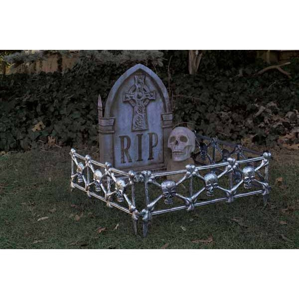 Black Graveyard Fence with Skull Details
