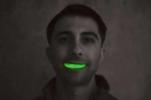 Green Fade In and Out Light-Up Mouthpiece