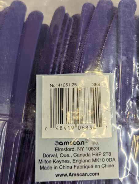 Purple Plastic Knives, 50 Count