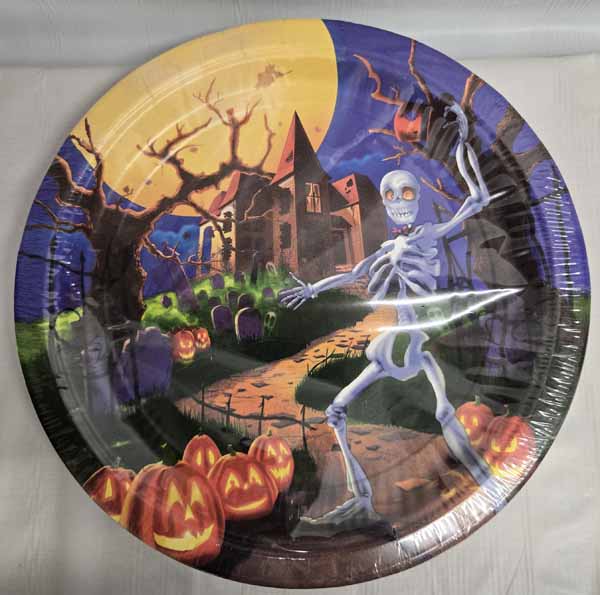 Spooky Hollow 9-Inch Halloween Plates, 18 Count